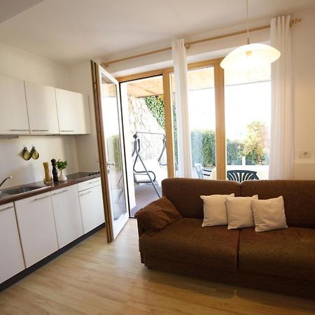 Panorama Residence Schlossblick - Apartments Erdgeschoss ロデンゴ エクステリア 写真