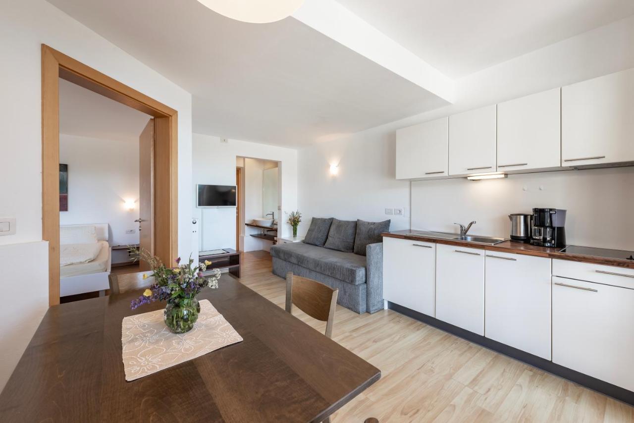 Panorama Residence Schlossblick - Apartments Erdgeschoss ロデンゴ エクステリア 写真