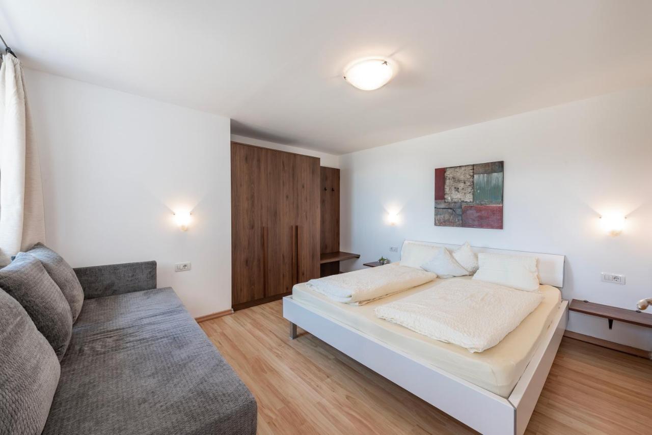 Panorama Residence Schlossblick - Apartments Erdgeschoss ロデンゴ エクステリア 写真